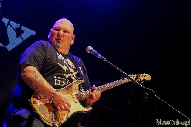 Popa Chubby at Jimiway 2012 (10)